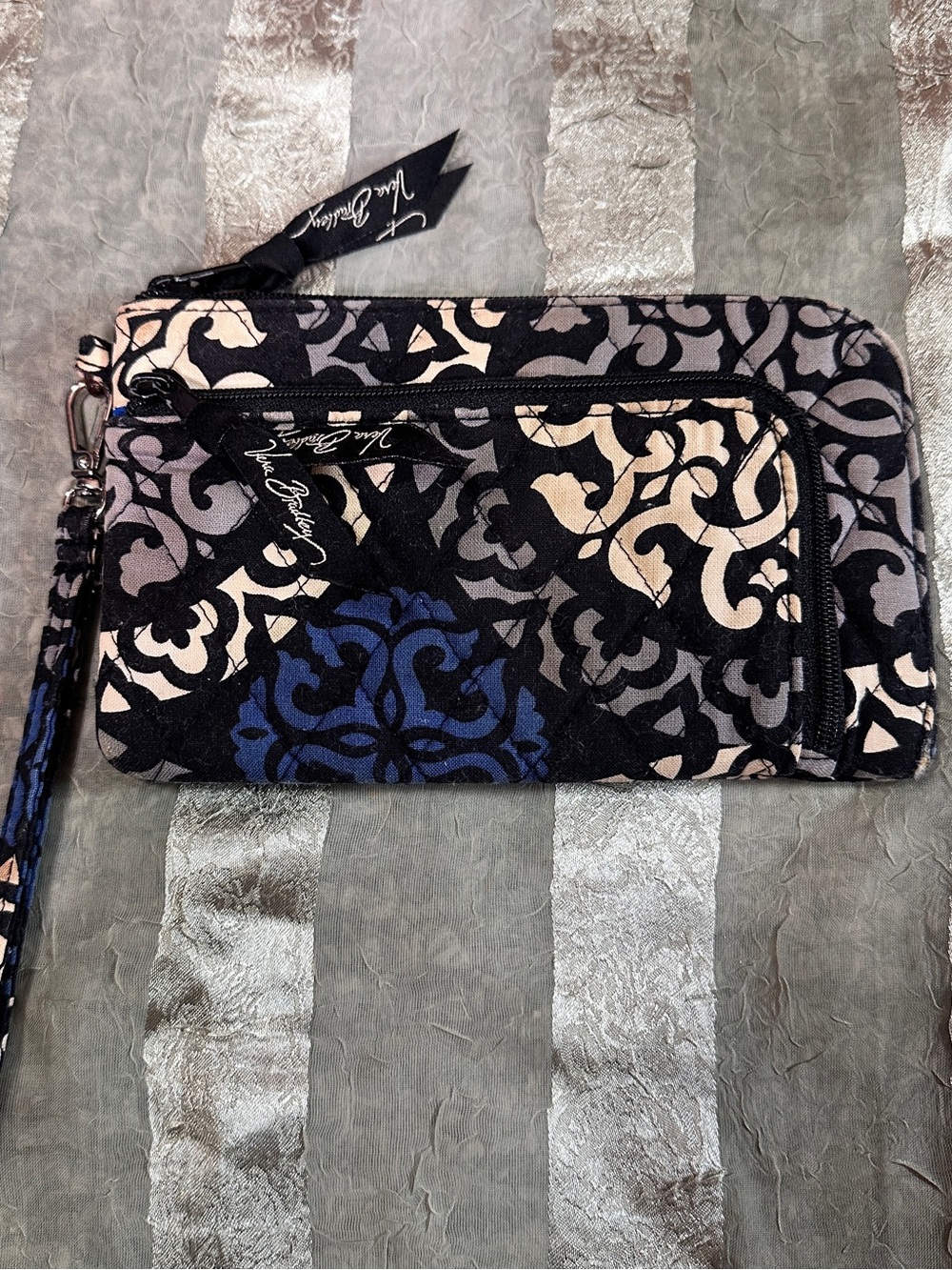 Vera Bradley Charcoal Medallion Black Blue Whimsigoth Dark Fairy Wristlet Wallet